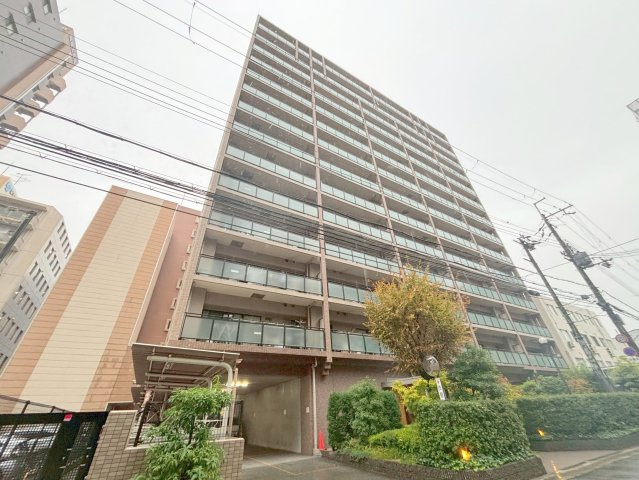 ステイツ江坂・エスプリートの外観