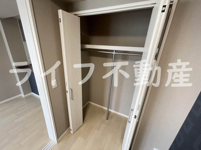 プレミアム菱屋西の収納|こまごまとしたものを収納できそうですね