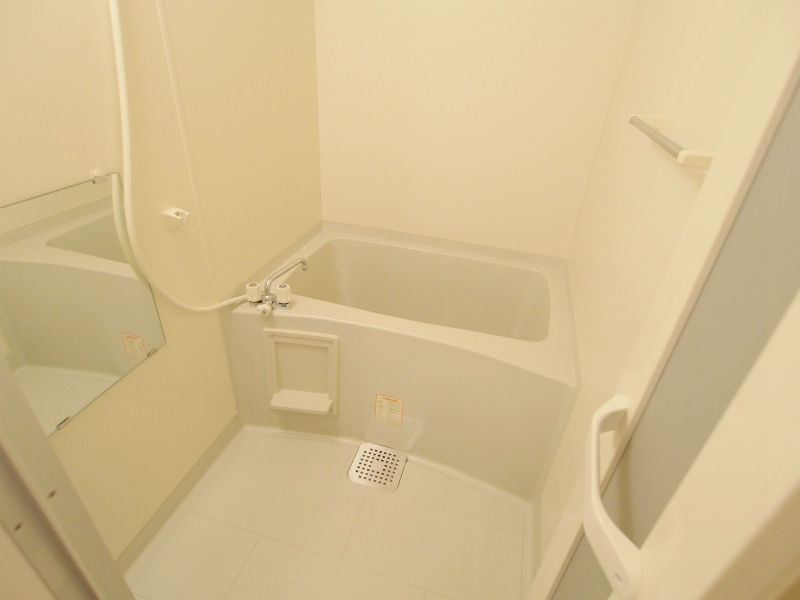 グリーンハイツ上安の浴室