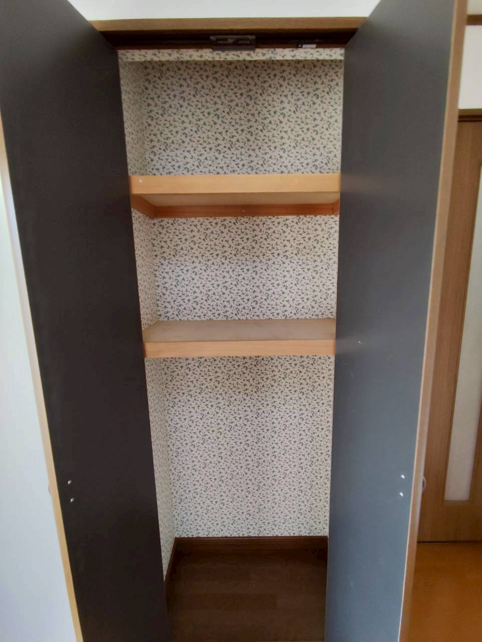 釧路市昭和町４丁目のアパートの収納