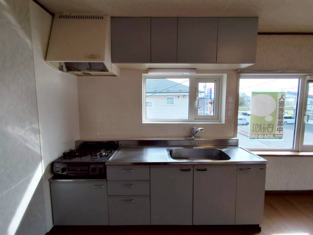 釧路市昭和町４丁目のアパートのキッチン