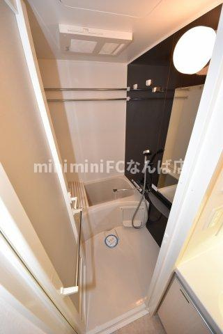 コンフォリア阿波座の浴室