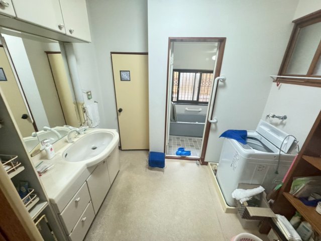 茂原市下永吉　中古戸建の独立洗面台