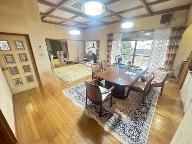 茂原市下永吉　中古戸建の居間・リビング