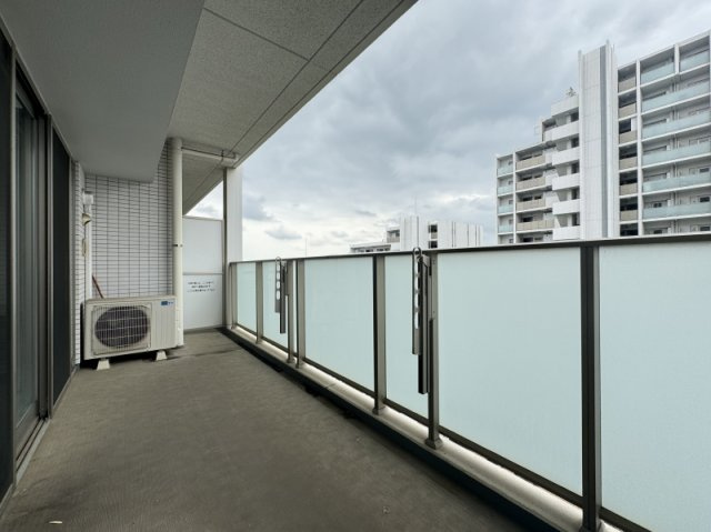 ドレッセ二子新地のバルコニー