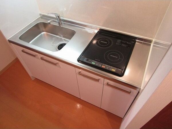 エス・キュート平野町のキッチン