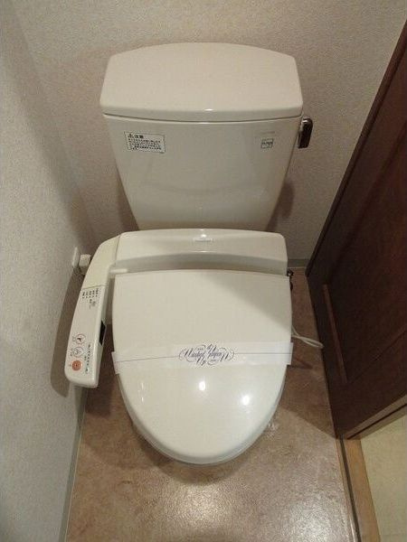 エス・キュート平野町のトイレ