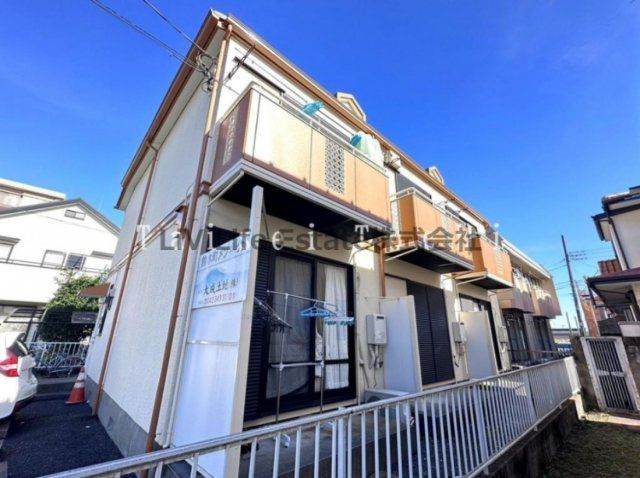 鈴木町メゾネット