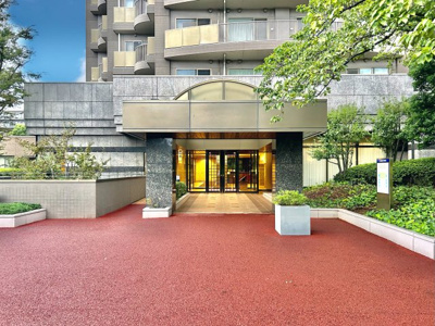 【エントランス】 | ザ・ガーデンタワーズ・サンライズタワー | エントランス
