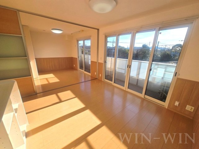 ガーデン・アカシアの居間・リビング|イメージ（同建物内別部屋の写真です）