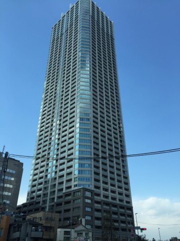 富久クロスコンフォートタワーの外観