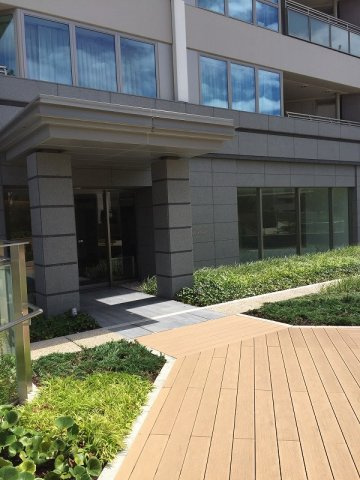 富久クロスコンフォートタワーの外観