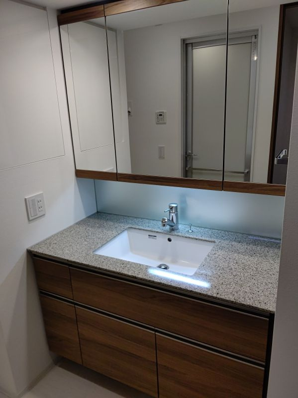 富久クロスコンフォートタワーの洗面所