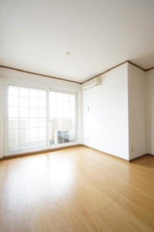 ブルースカイⅣの居間・リビング