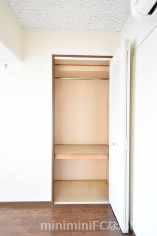 パレーシャル難波のロビー