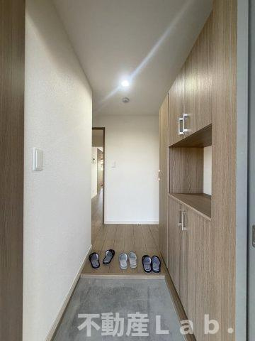 ソルーナ松橋の玄関|１B号室(モデルルーム)の写真です。