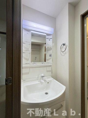 ソルーナ松橋の洗面所|１B号室(モデルルーム)の写真です。