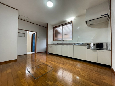 【居間・リビング】 | 中原貸家