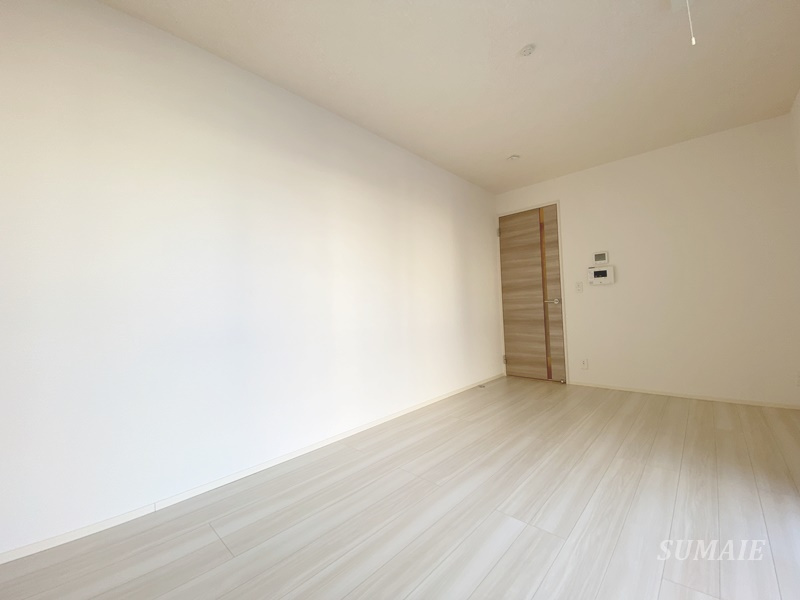 アブリールの洋室|きれいなフローリング☆