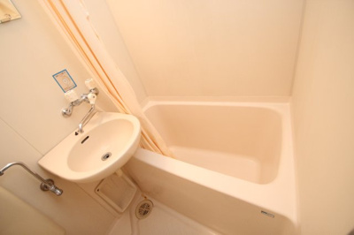【浴室】 | フォアウィンズ