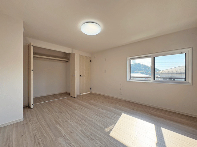 仙台市泉区鶴が丘2丁目の洋室