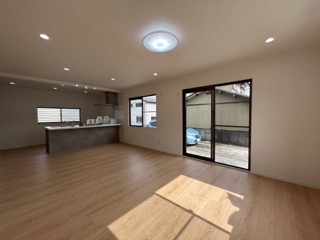 さぬき市造田是弘 戸建の居間・リビング