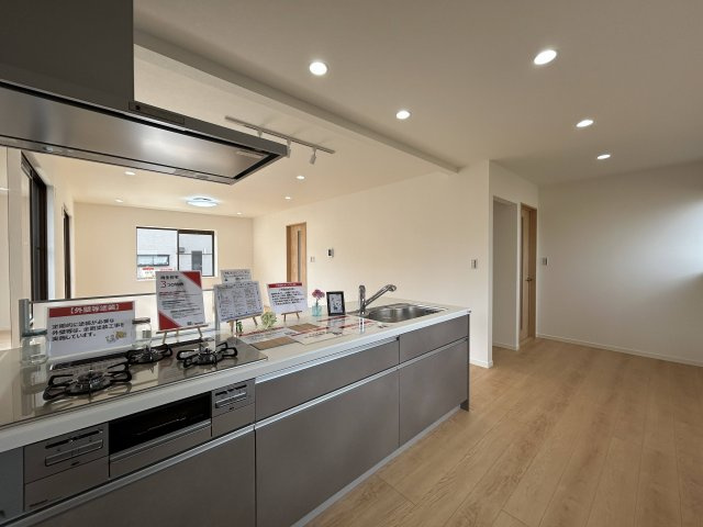 さぬき市造田是弘 戸建のキッチン