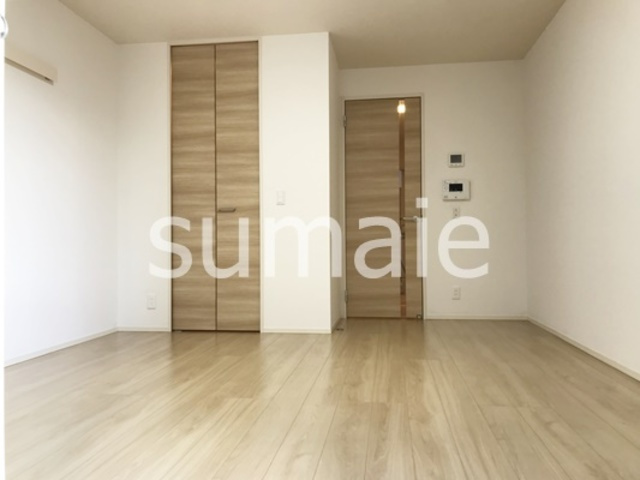 ハーヴェストWESTの居間・リビング|人気のフローリングです。