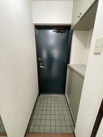 ダンディライオン宝塚Ⅱの玄関