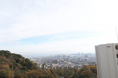 【展望】 | 住吉台東住宅五号棟