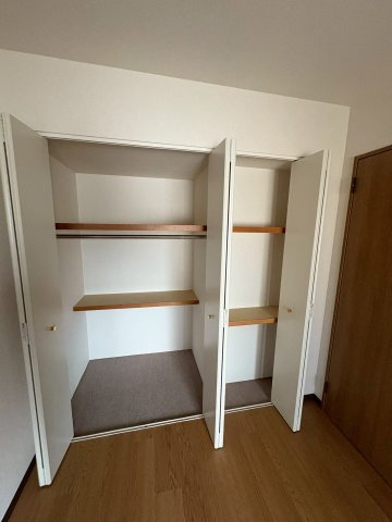 カデット真趣園宝塚の収納