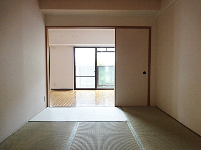 カデット真趣園宝塚の和室|趣のある和室です