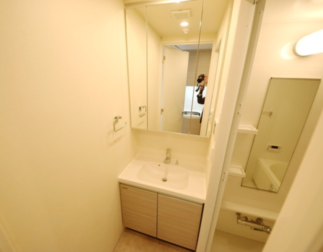 アーバネックス森下Ⅳの独立洗面台