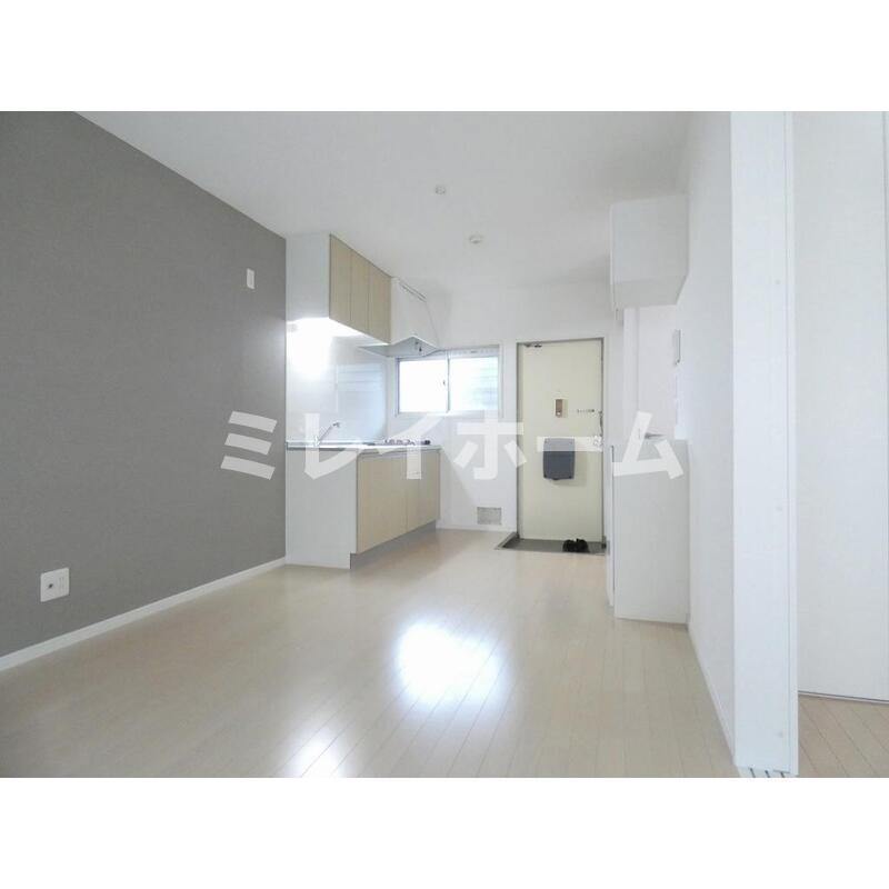 和光ハイツの居間・リビング|同建物内、別のお部屋の参考写真になります。