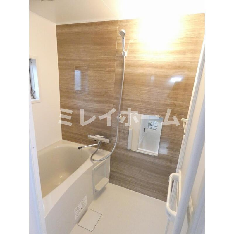 和光ハイツの浴室|同建物内、別のお部屋の参考写真になります。