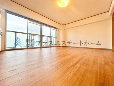 【居間・リビング】 | 藤和明石公園ハイタウン弐号棟 | 広々LDK♪大きな窓で一日明るいです♪