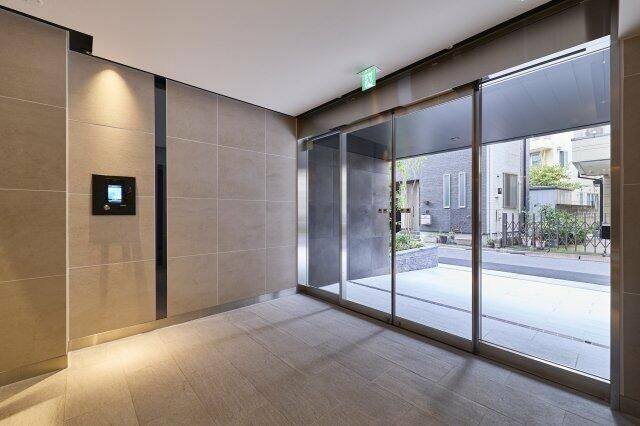 プラウドフラット墨田曳舟ディアージュのエントランス