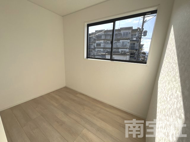 【洋室】 | ③サンルーム