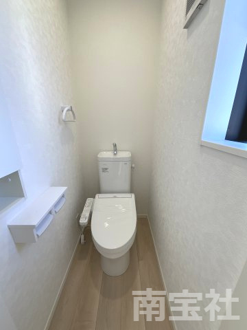 【トイレ】 | 2階