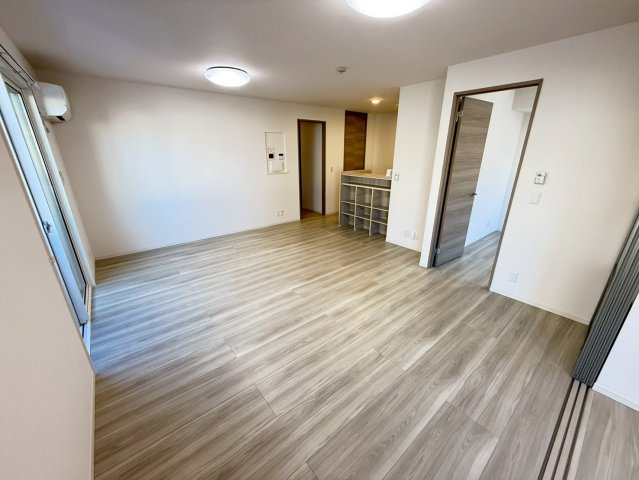 Daiya Soie（ダイヤ ソワ）の居間・リビング