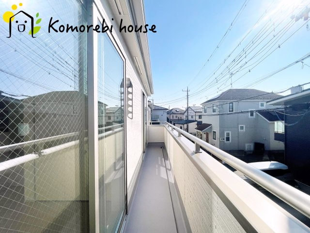 さいたま市見沼区堀崎町　新築一戸建て　リーブルガーデン　01のバルコニー|落ち着いた時間を過ごせるバルコニーです
