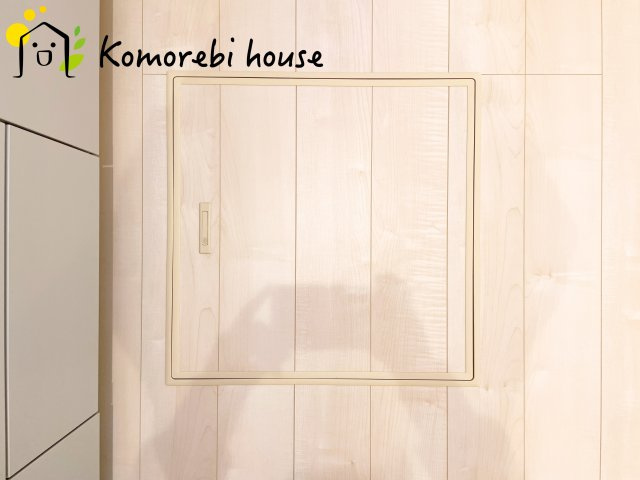 さいたま市見沼区堀崎町　新築一戸建て　リーブルガーデン　01の内装|床下収納です