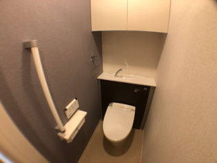 温水洗浄便座付きトイレです！ｓ