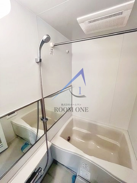 レジディア池袋ウエストの浴室|お風呂です。
