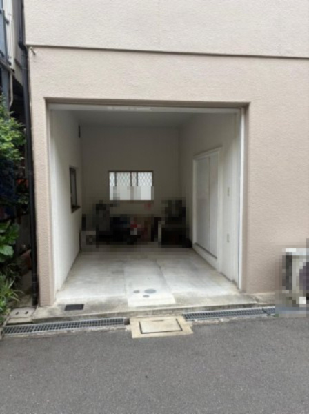 南野口町　中古一戸建ての駐車場|■物件内覧・資金計画相談・住宅ローン相談、リフォーム相談、お問合せ受付中■
※当日・翌日のご内覧、ご相談はお電話でのお問合せがスムーズです！