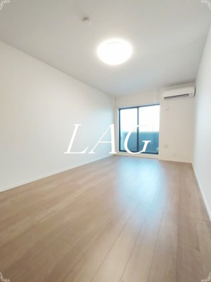 【居間・リビング】 | ソレイユ西大宮 | 洋室のお部屋です。（同仕様です。）