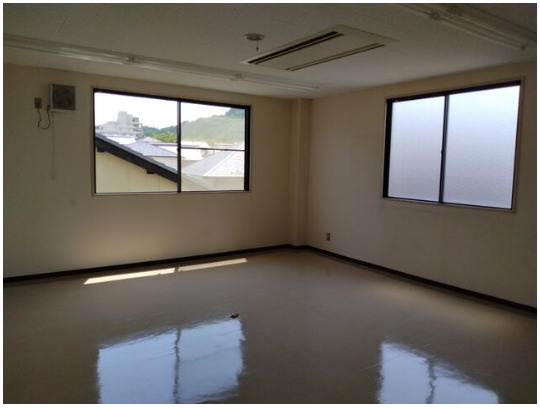 栗東市安養寺１丁目の事務所のその他