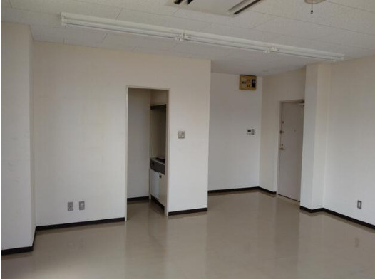 栗東市安養寺１丁目の事務所のその他