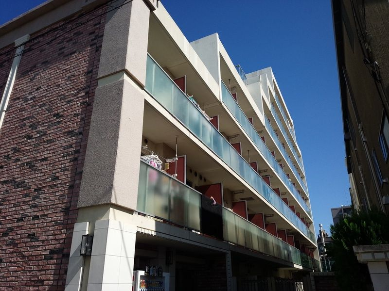 ＡＺＥＳＴ日暮里 