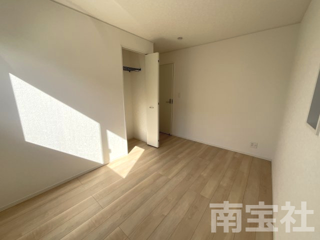 【洋室】 | ②